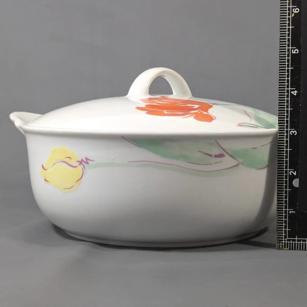 Vintage White Ceramic Floral Tulip Lidded Casserole Dish Round Serving Bowl
